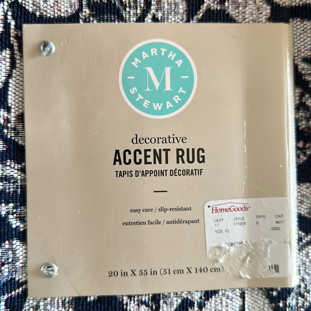 Martha Stewart Accent Rug Runner 20in x 55in easy care slip resistant rubber